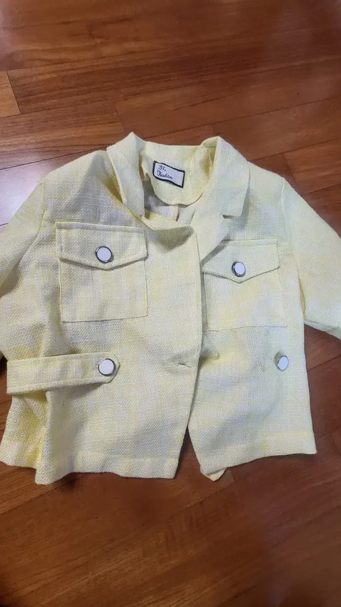 Yellow and white vahn short-sleeved jacket