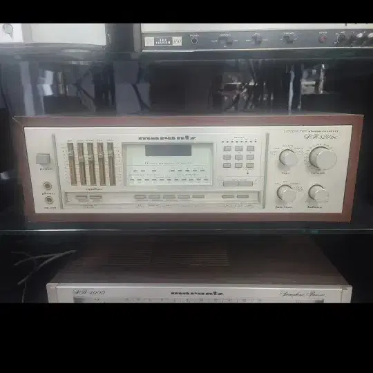 마란츠 SR 820DC 리시버