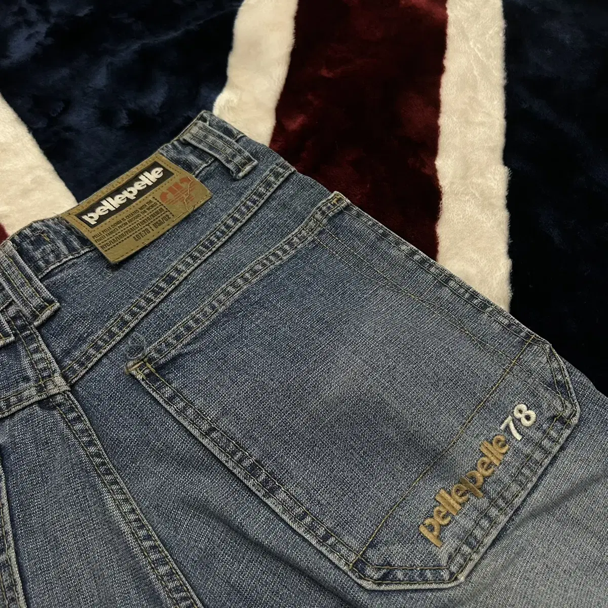 [31]Pelle Pelle 90s Denim Cropped Denim Pants