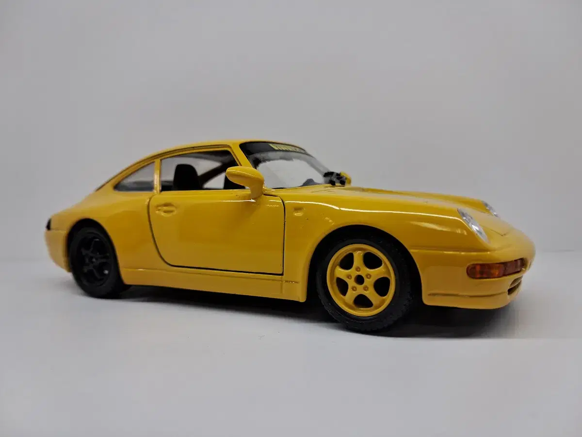 Porsche Carrera 911 Vintage Die-Cast 1/24