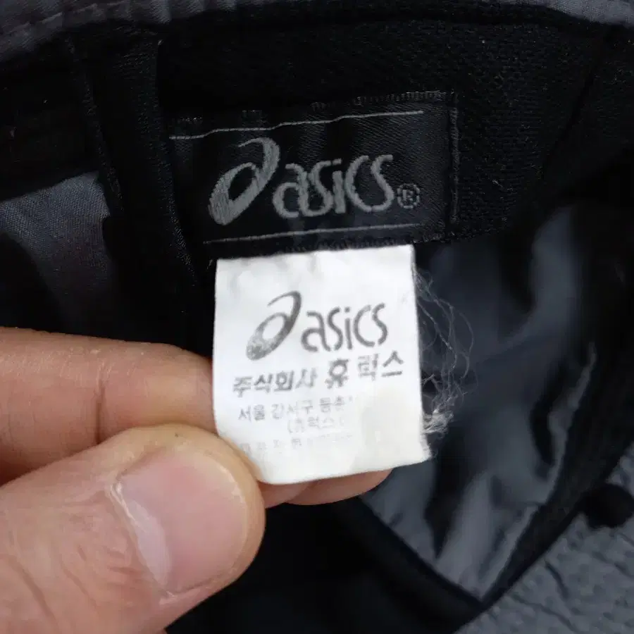 60 asics Kor GORE-TEX 클로셰햇 그레이 H-09