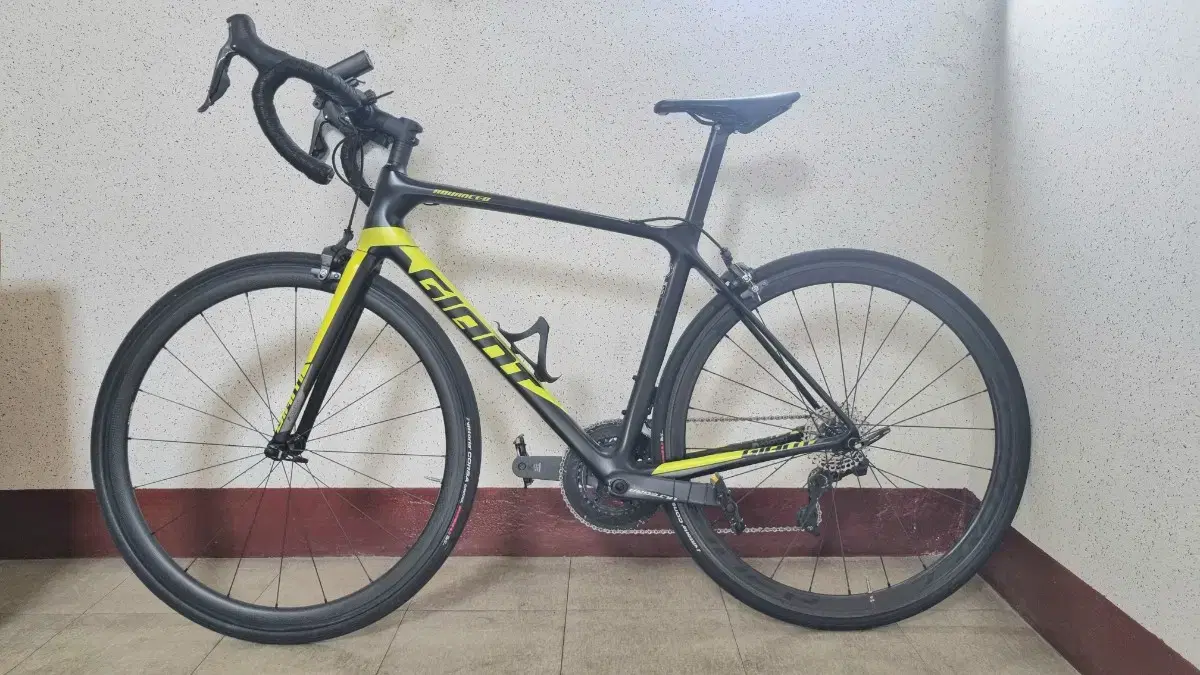 Giant TCR Advance0 DI2