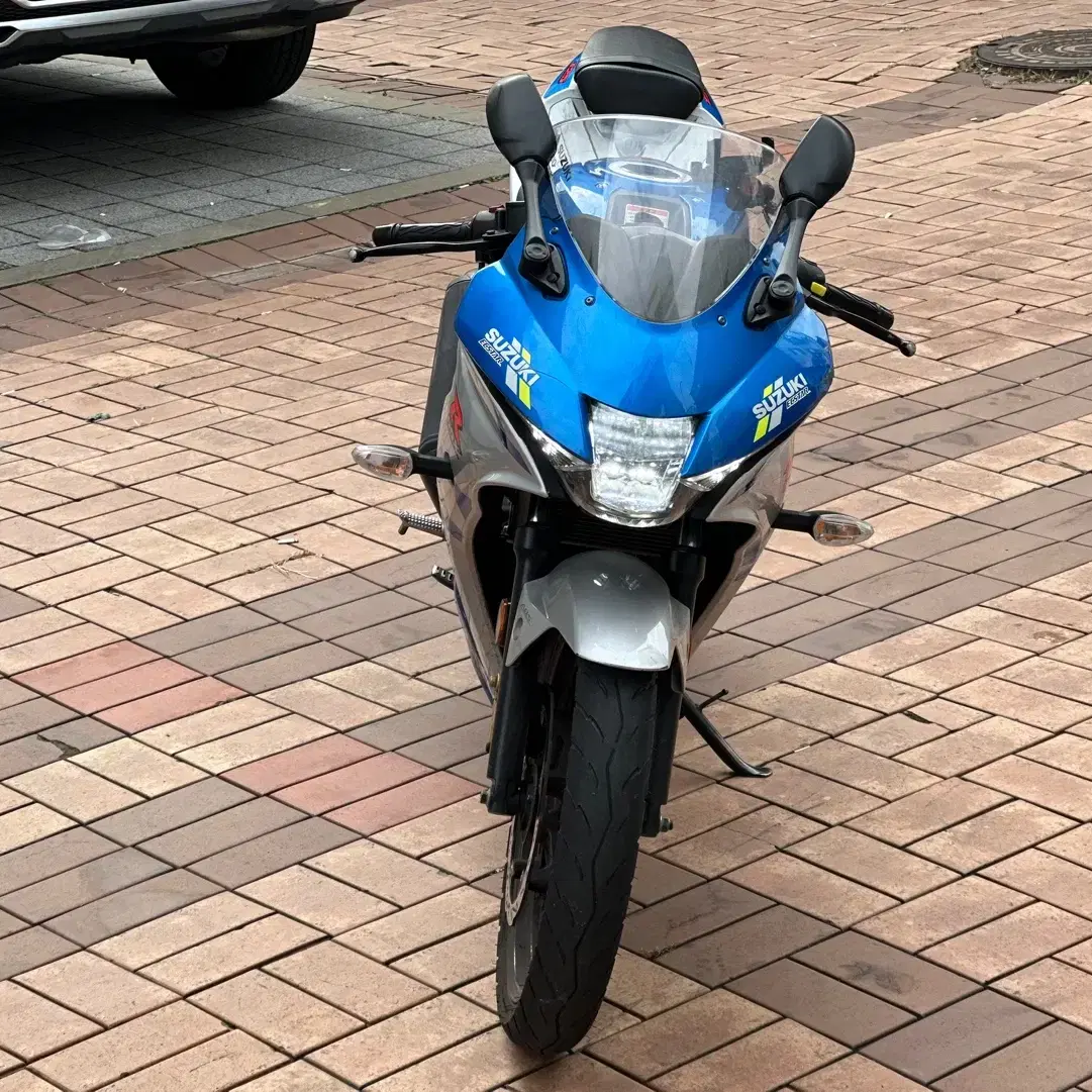 GSXR-125 스페셜카울 좋은차량 좋은금액에 판매합니다