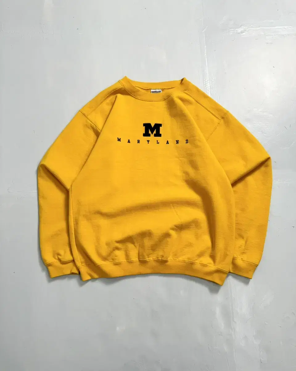 90s maryland yellow sweatshirt