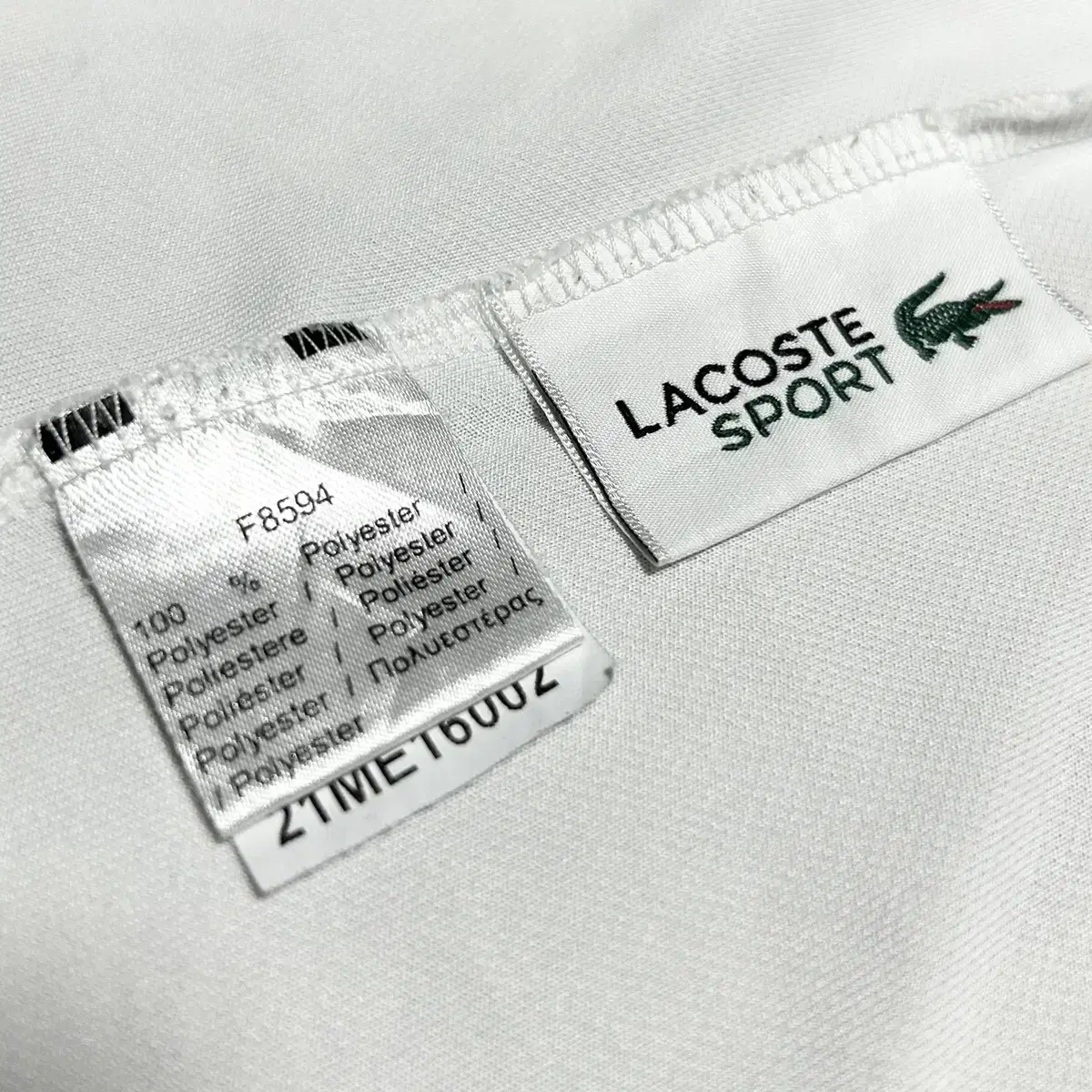 [ S ] Lacoste 라코스테 신형 화이트 반팔 카라티