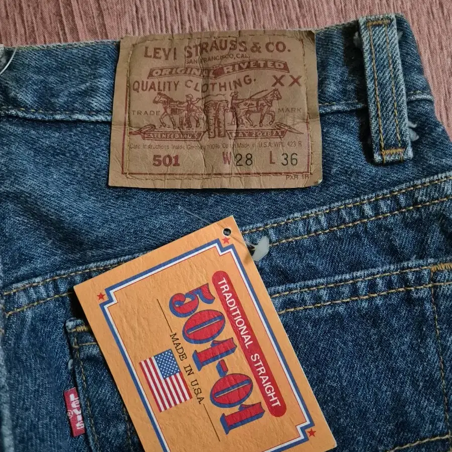 90s Levis 리바이스 501 데드스탁 (28사이즈)