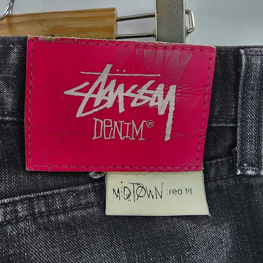 [36] Stussy 스투시 미드타운 러프&러기드 데님 팬츠