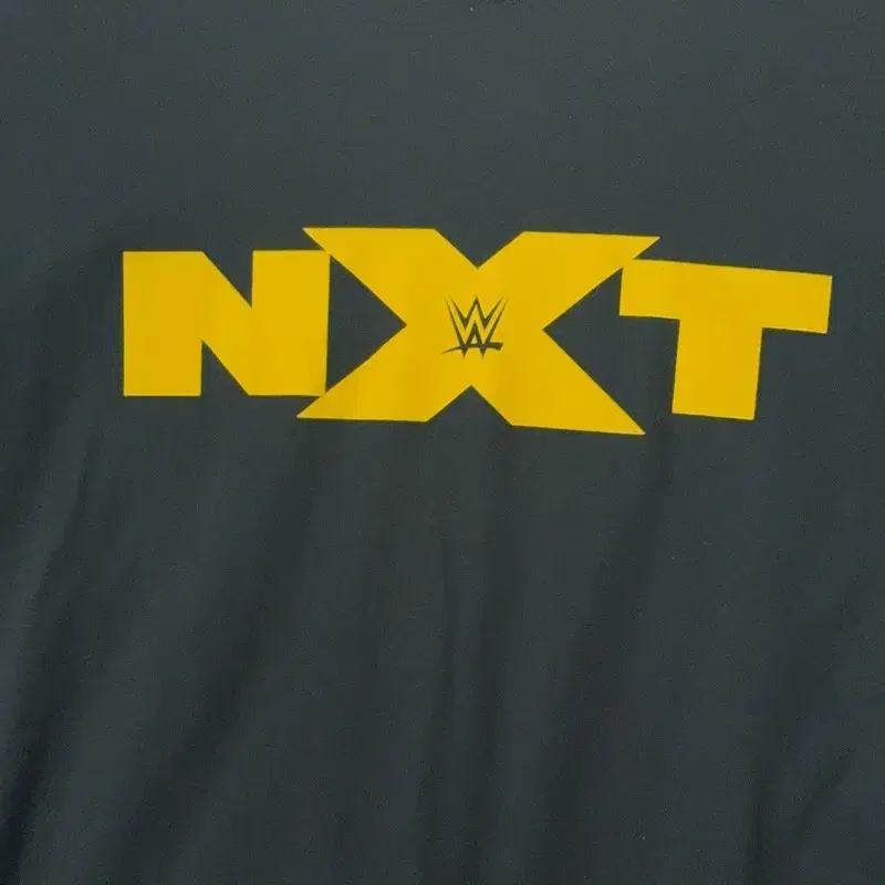 WWE NXT 반팔티 L