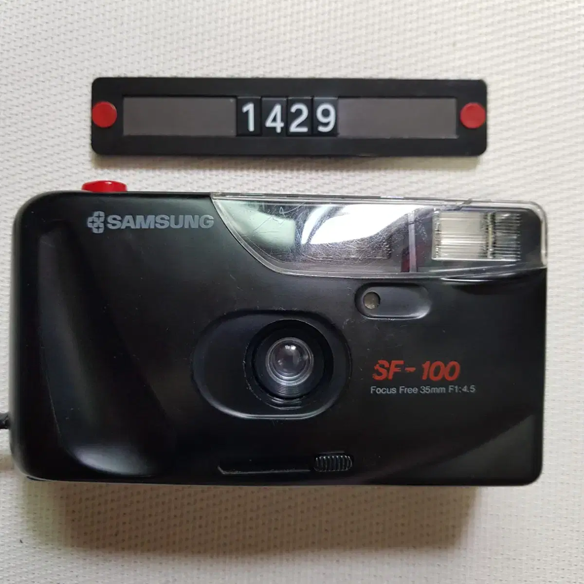 Samsung SF-100 Film Camera