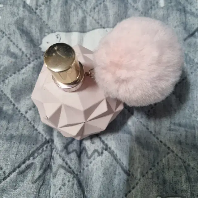 아리아나 그란데. 아리 & 스위트 라이크 캔디. EDP. 100ml.