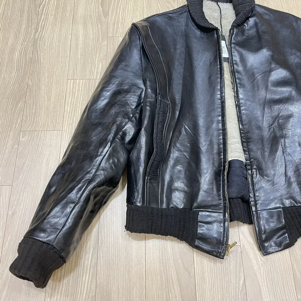 60S VINTAGE LEATHER