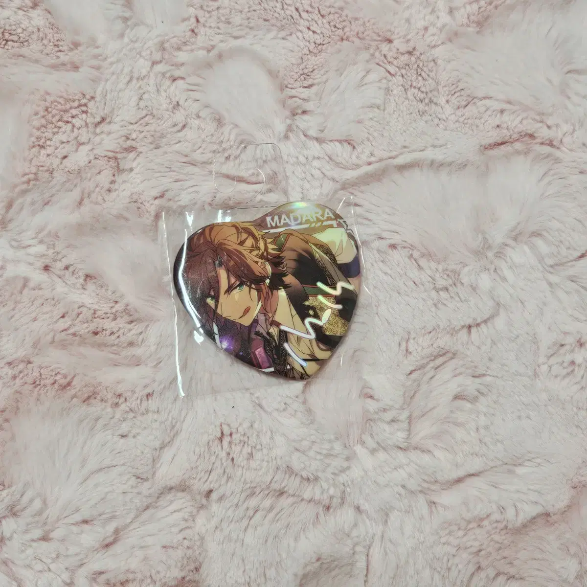 Madara Mid-Star Heart Badge Billie