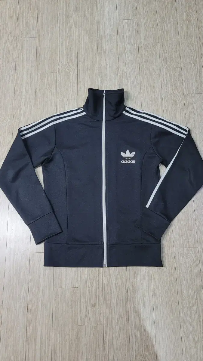 [국내판105] adidas Guillofa Black and White Colonel Jersey Tracktop