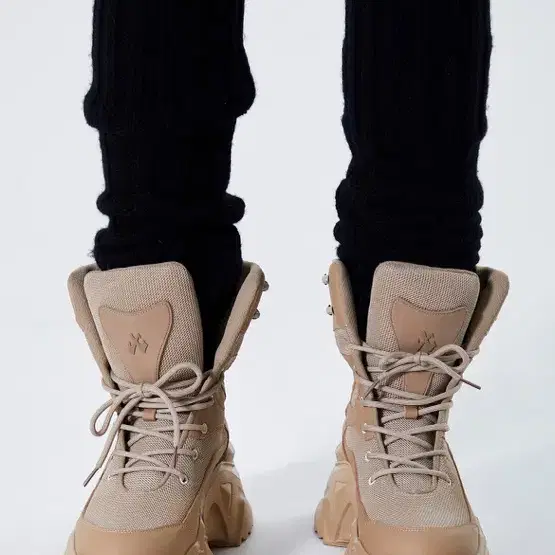 PLATFORM BOOTS SNEAKERS BEIGE