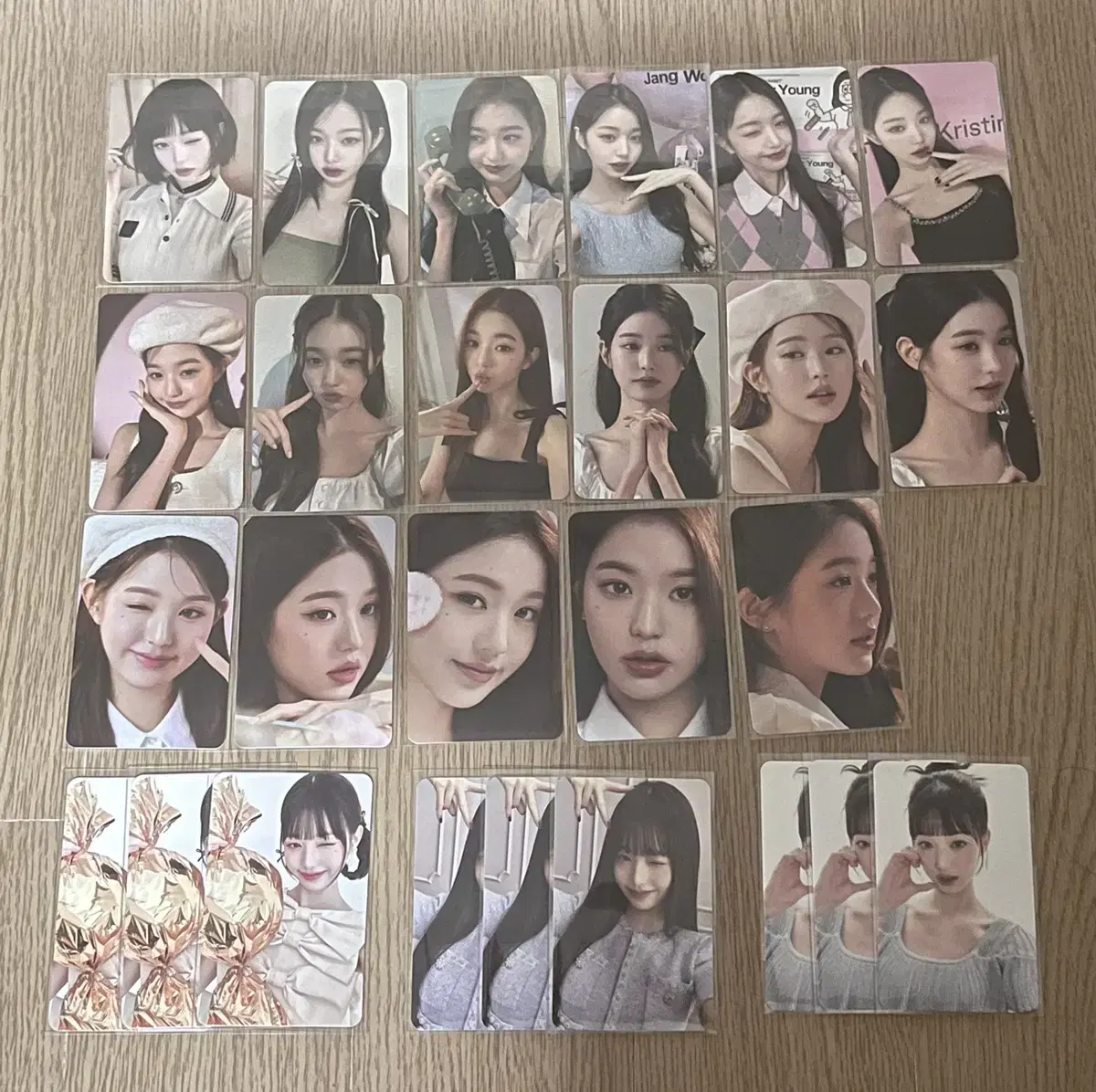 Hafa Christine jang wonyoung photocard sells