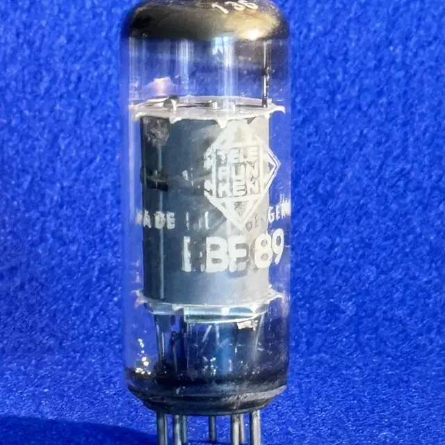 EBF89 6DA6 Telefunken NOS 메쉬 플레이트 진공관