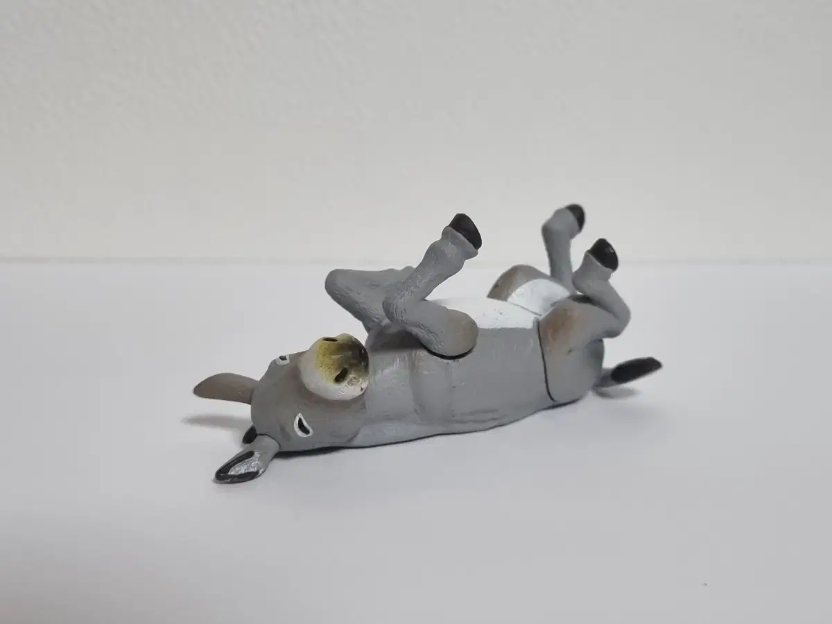 zoo zoo zoo sleeping animal gacha donkey figure