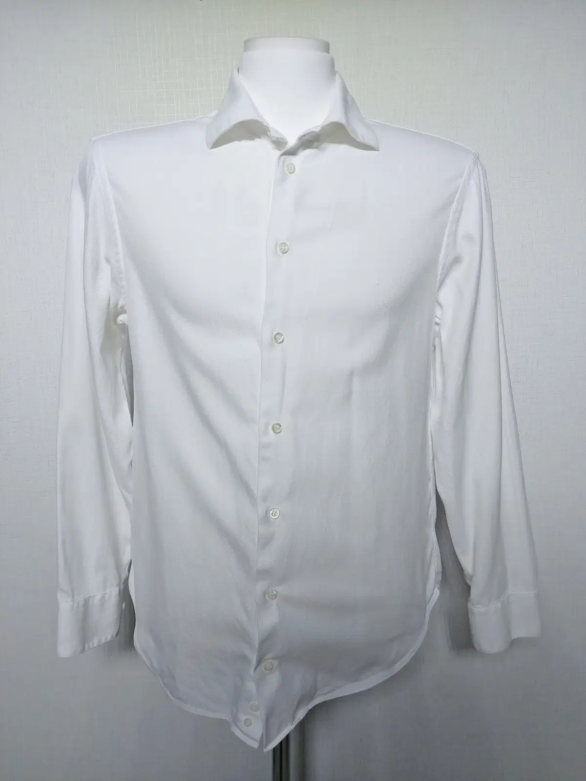 Armani Collezioni Genuine Men's Shirt in Excellent Condition White