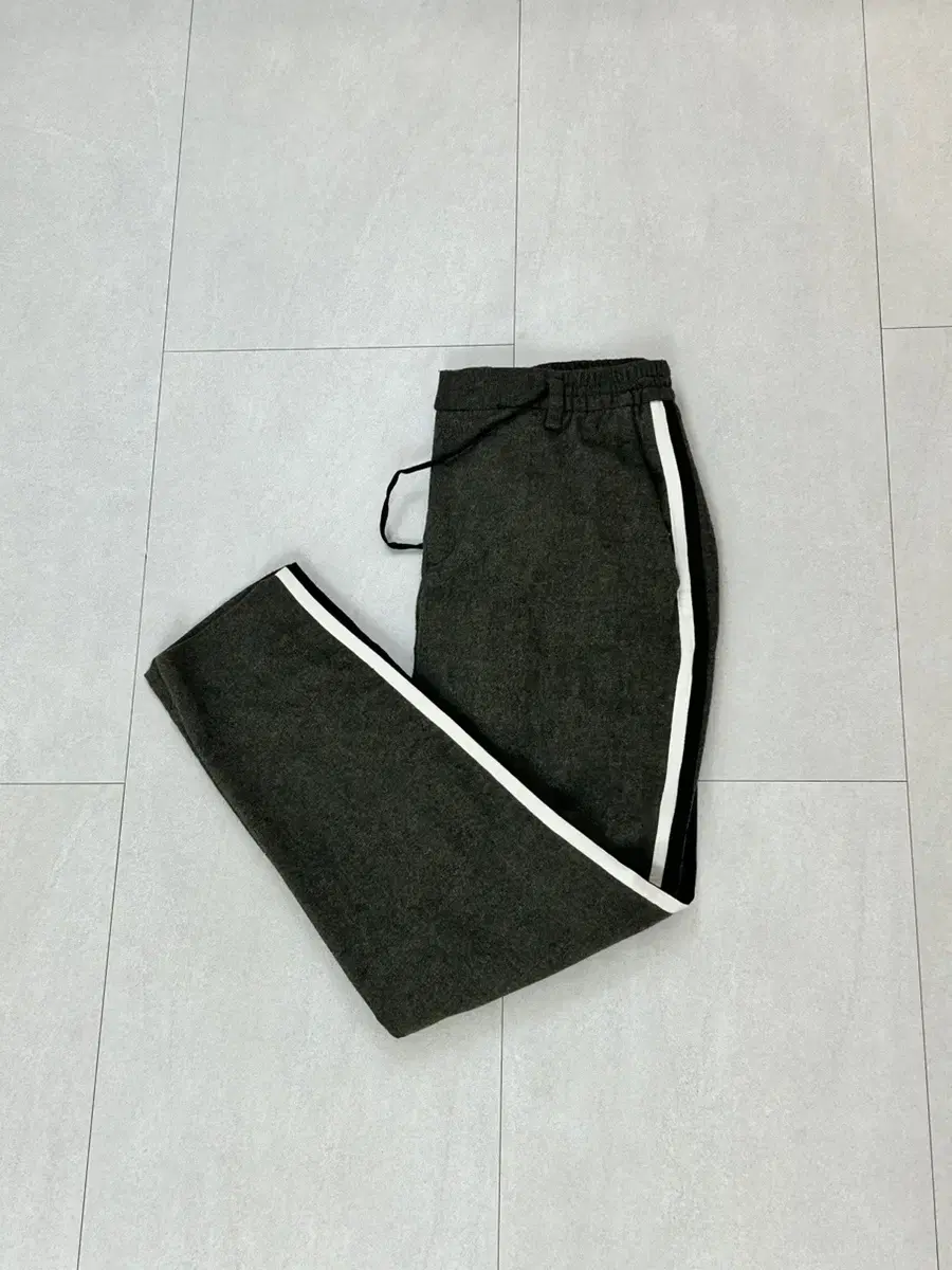 Zara Training Trousers Pants L