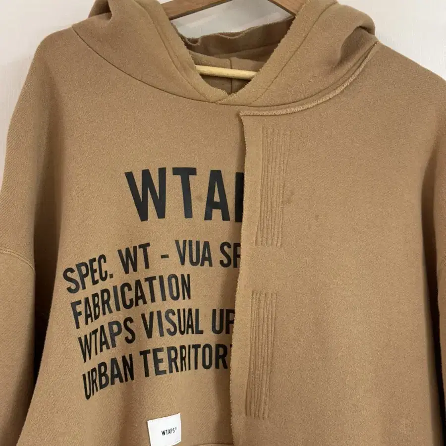 24시간 세일) WTAPS 더블탭스 언발란스 후드티 105