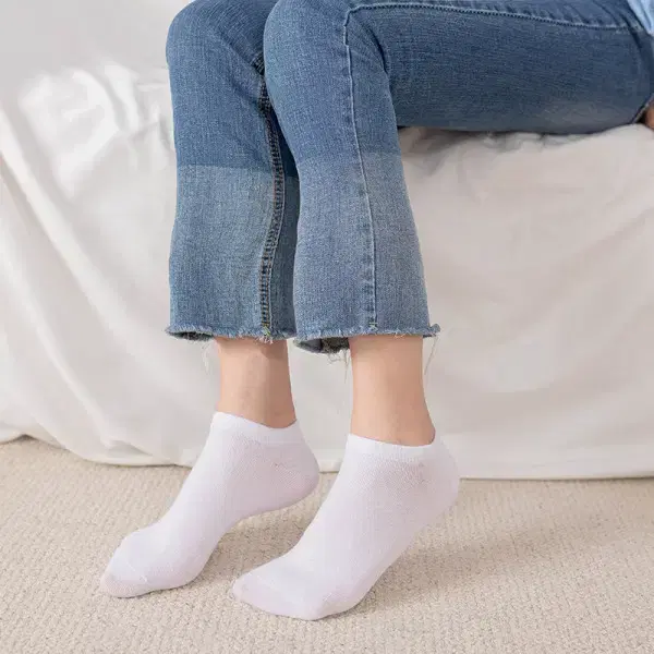 10 pairs of women's ankle socks (new/san)