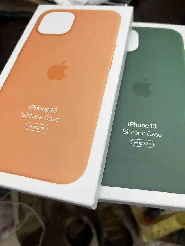 애플 정품 MagSafe형 iPhone 13 실리콘 케이스