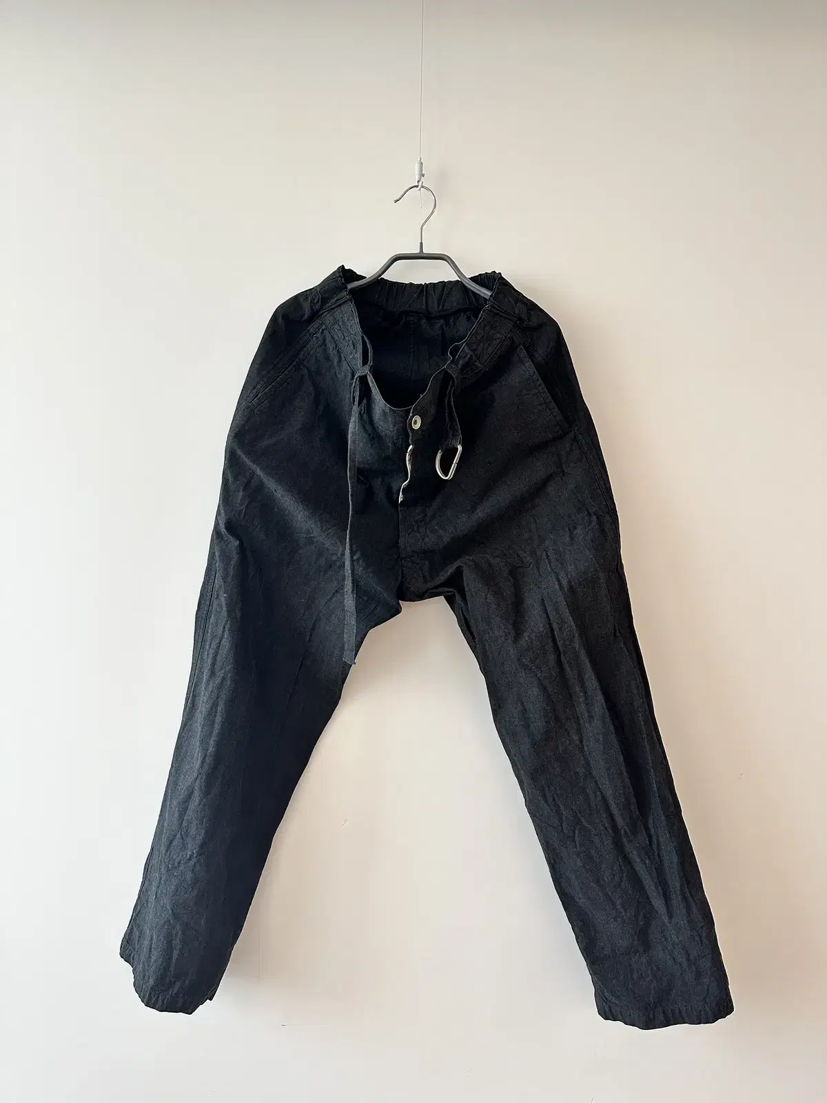 Ordinary Fits Black Denim