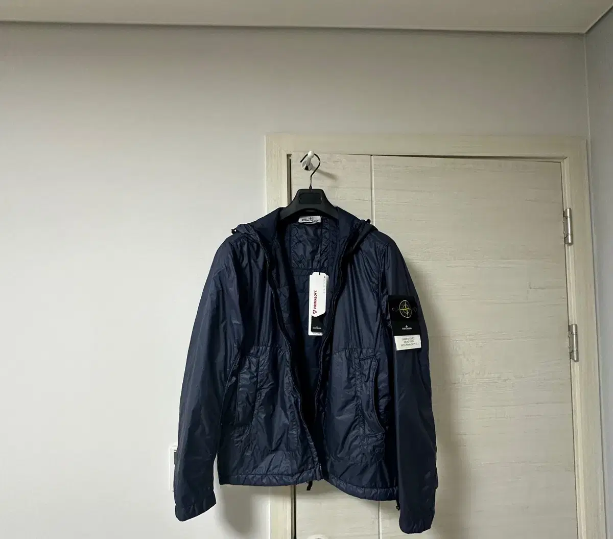 Quick sale! (New) Stone Island Jacket