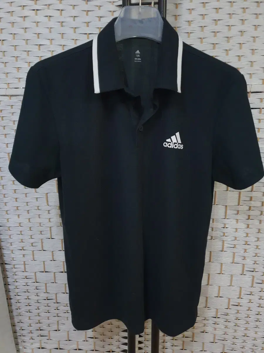 (1545) ADIDAS Adidas Sport Short Sleeve T-Shirt 105 XL