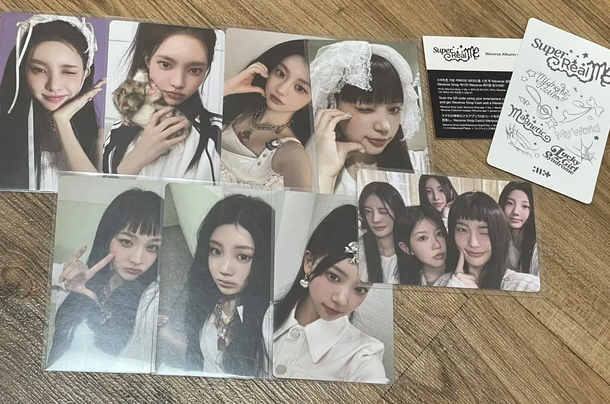 Eyelet weverse album photocard WTS