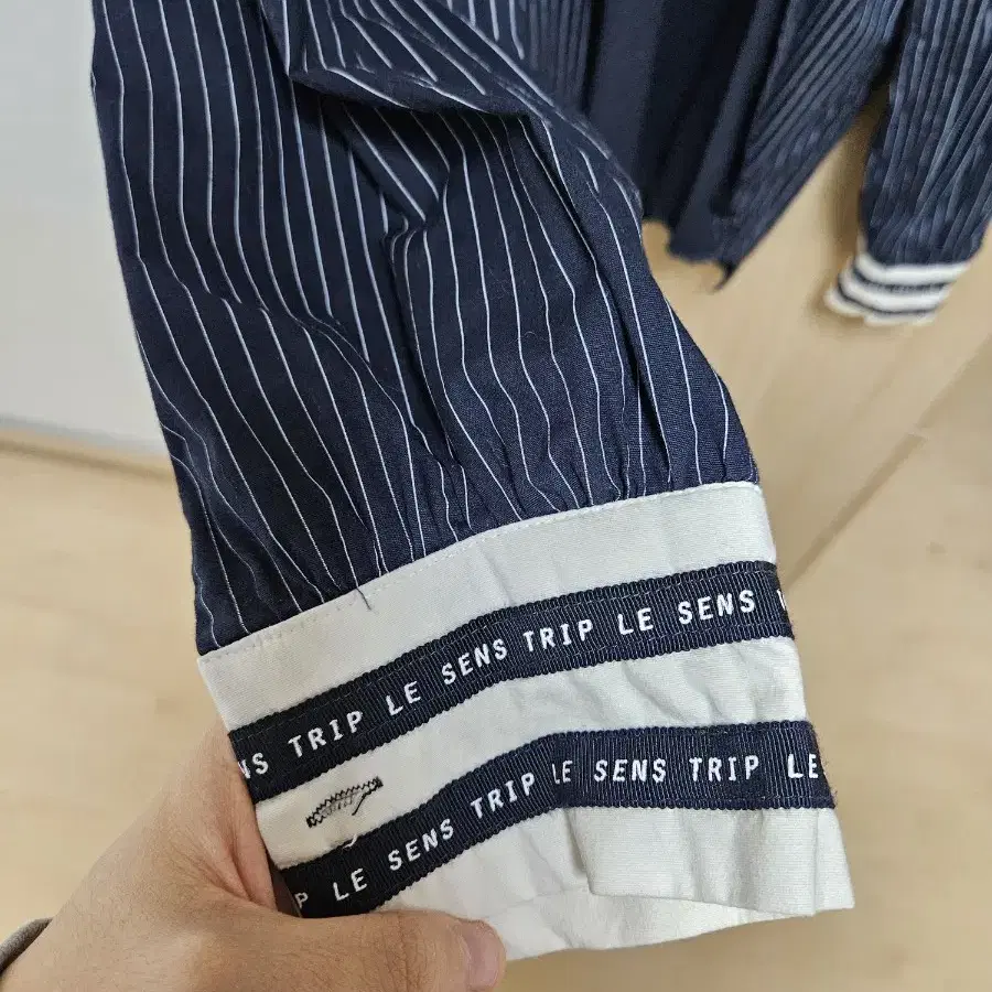 트립르센스 셔츠 CUFFS LINE OVER SHIRTS NAVY