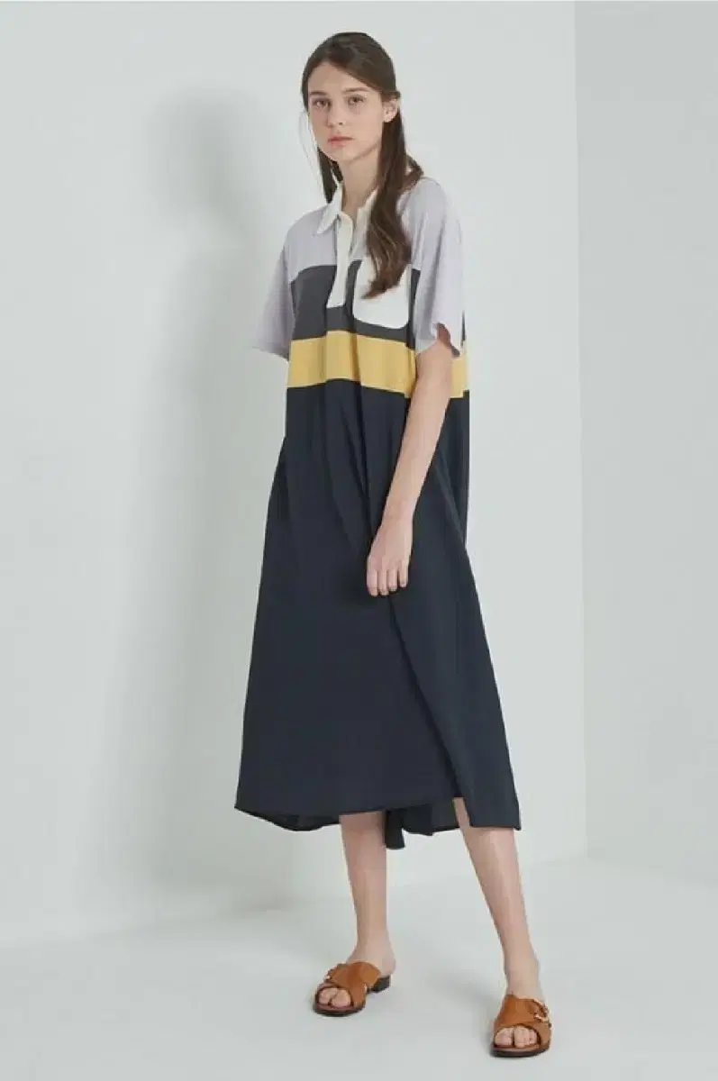 Hansom SJSJ Color Block Open kara Dress