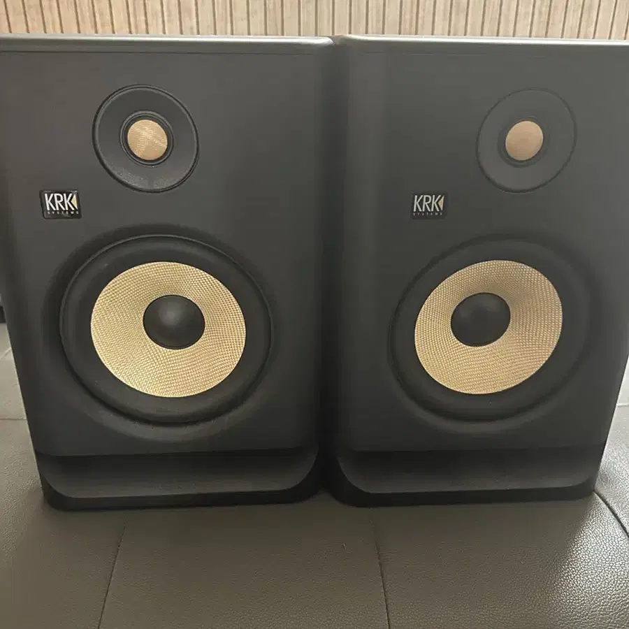 Krk rokit 7 G4 1조