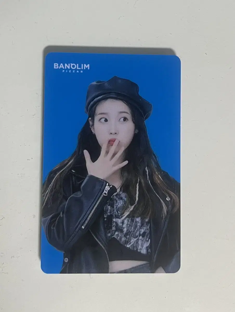 Rounding iu photocards