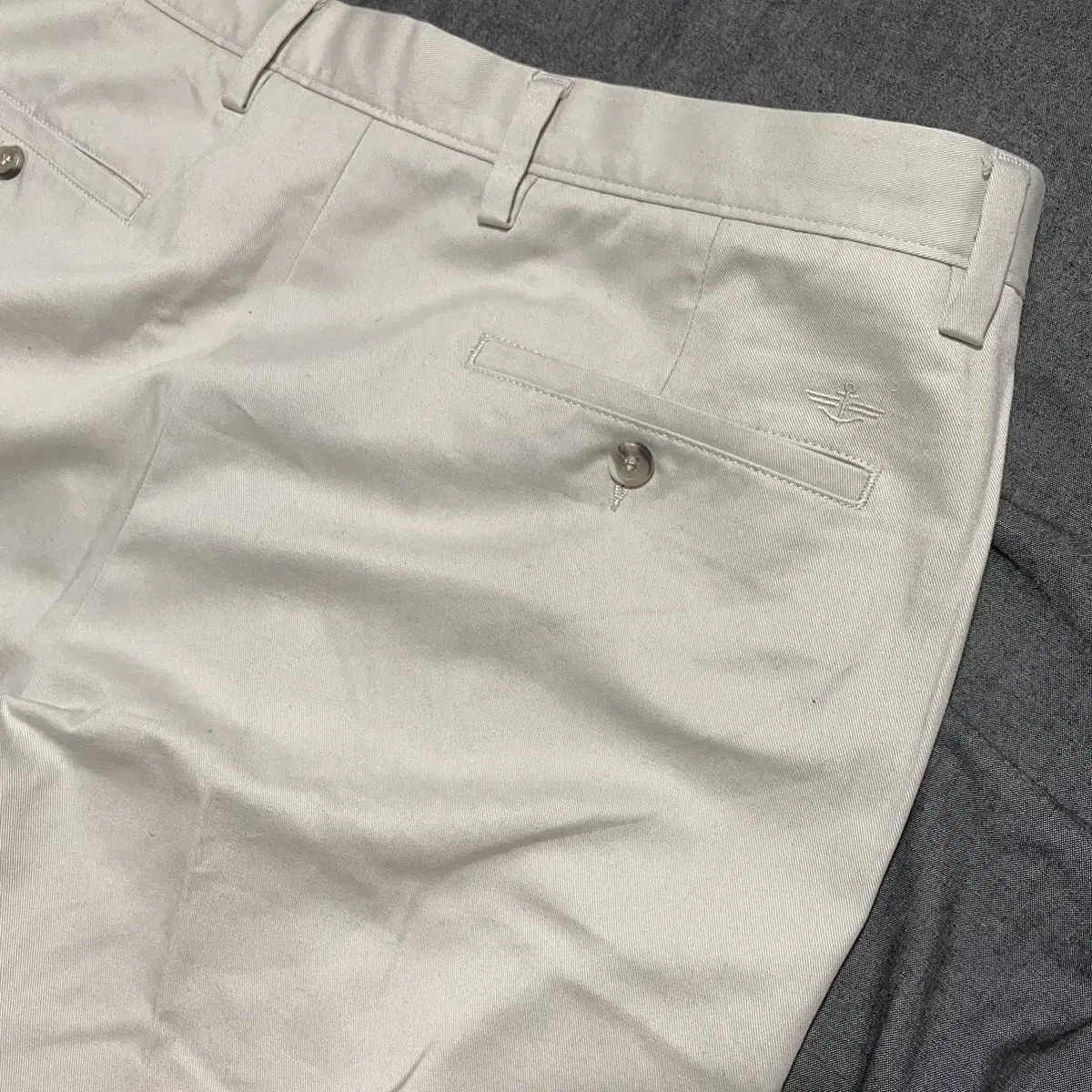 Dockers Classic Fit Chino Pants Sz 38X34