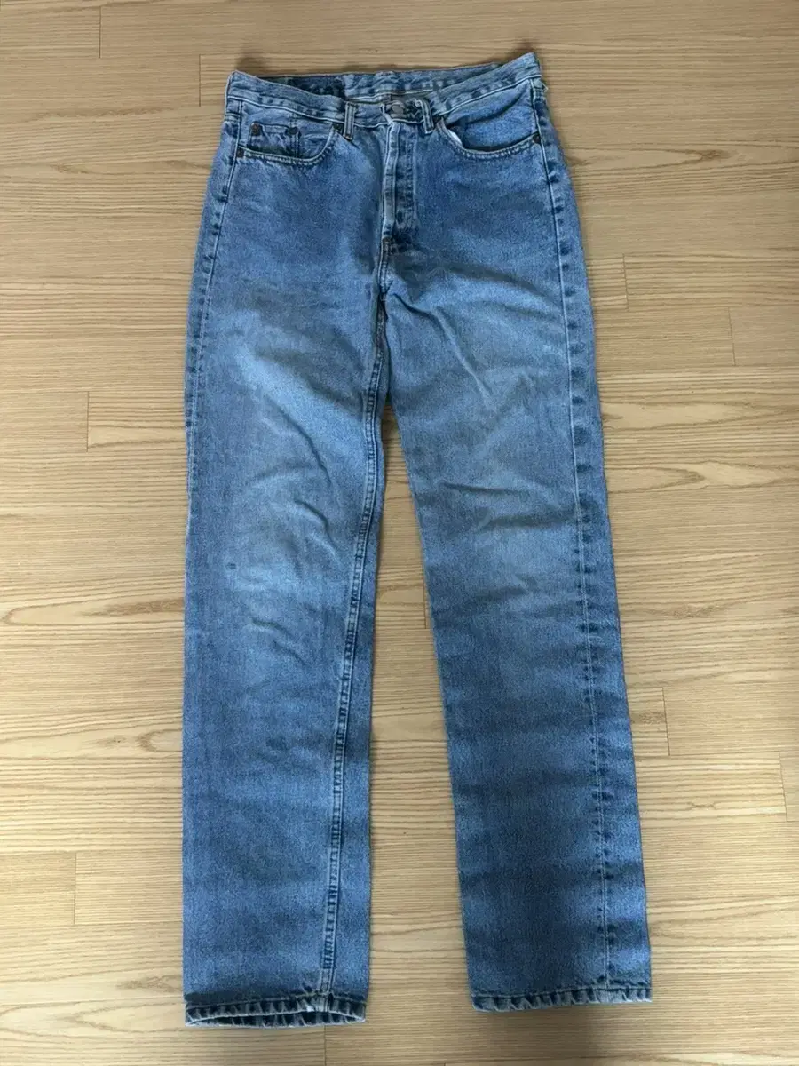 Vintage Levi's US 90s 501 Light Blue Denim Pants