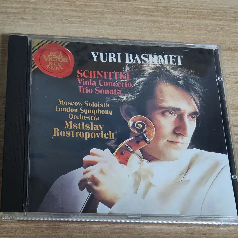 Schnittke_Viola Concerto. Trio Sonata -