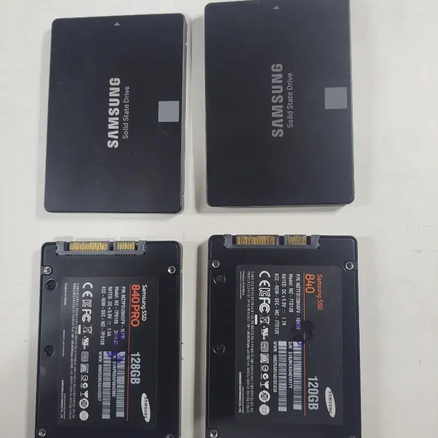 컴퓨터저장장치 SSD 삼성 120-128,250-256 랜덤