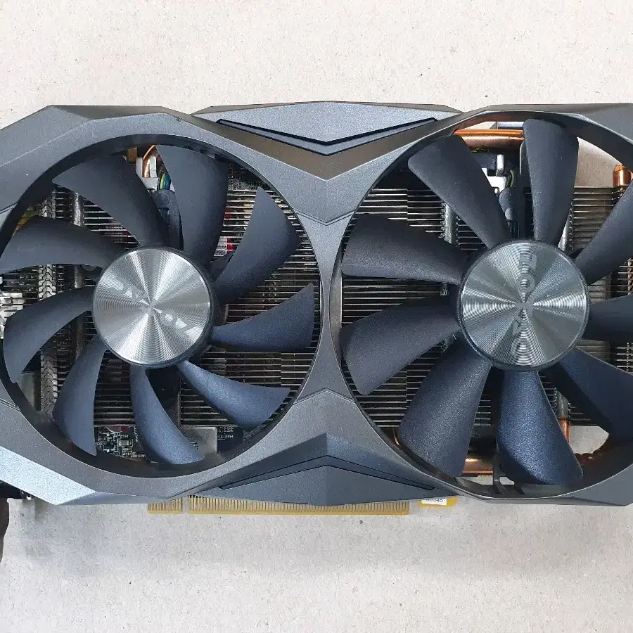 지포스 GTX1080 8GB 팝니다.