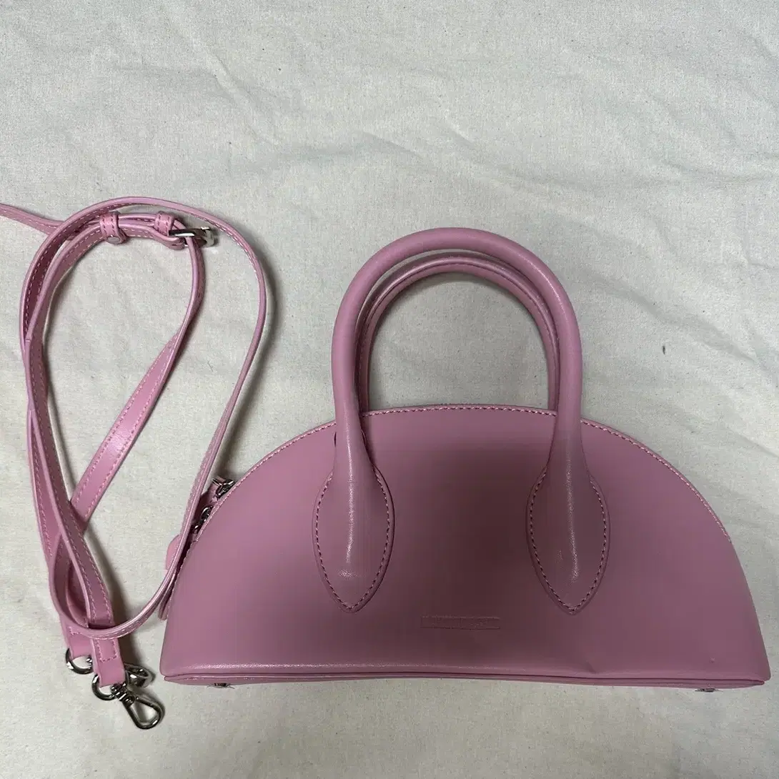 karim Rashid Manu Bag (Soft Pink)