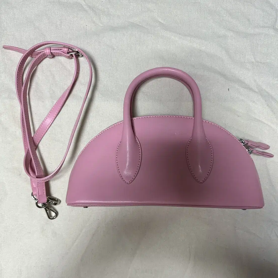 karim Rashid Manu Bag (Soft Pink)