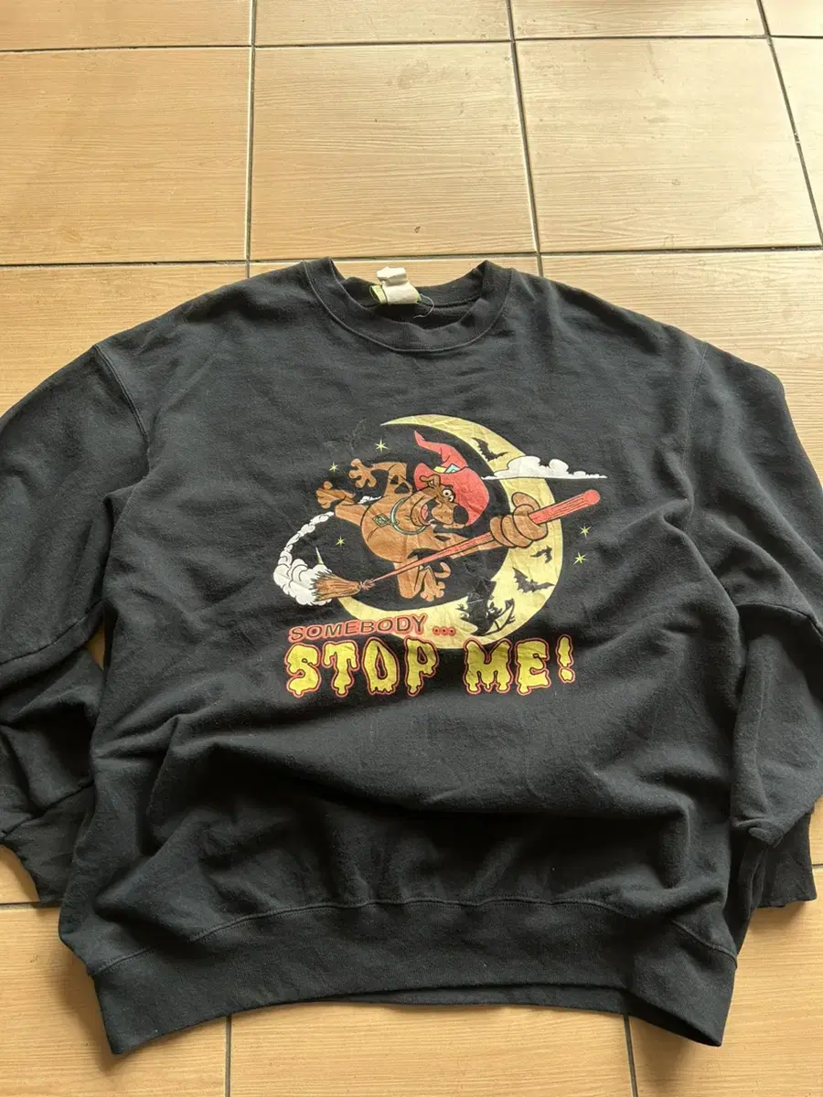 Vtg stop me sweat XL