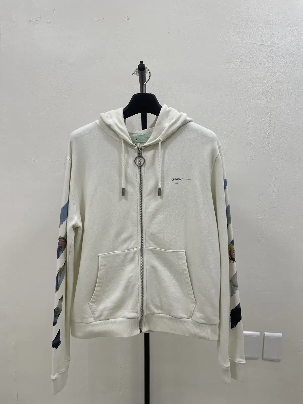 [Genuine] Off-White Hoodie Zip-up White M