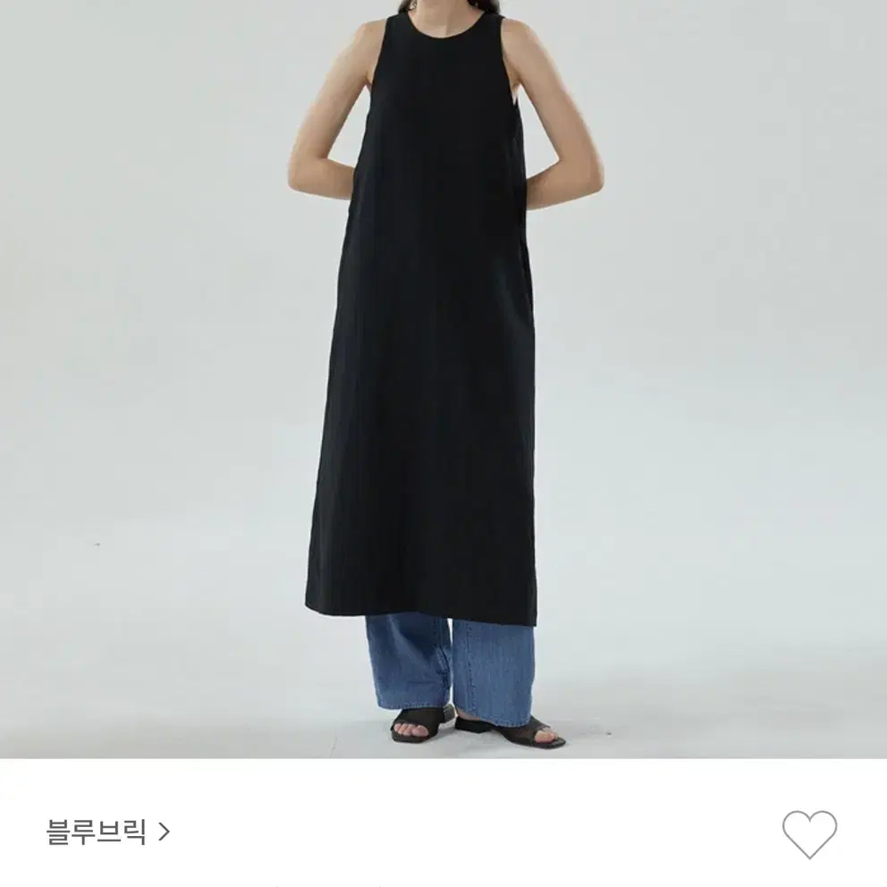 블루브릭 홀터넥 롱 원피스 블랙