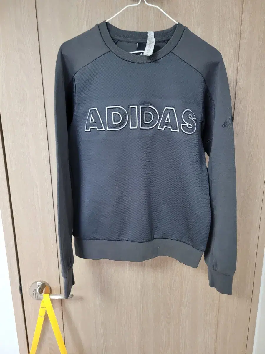 Unisex) Adidas Functional Man-to-Man M95 Length 67.5 ,Chest 4