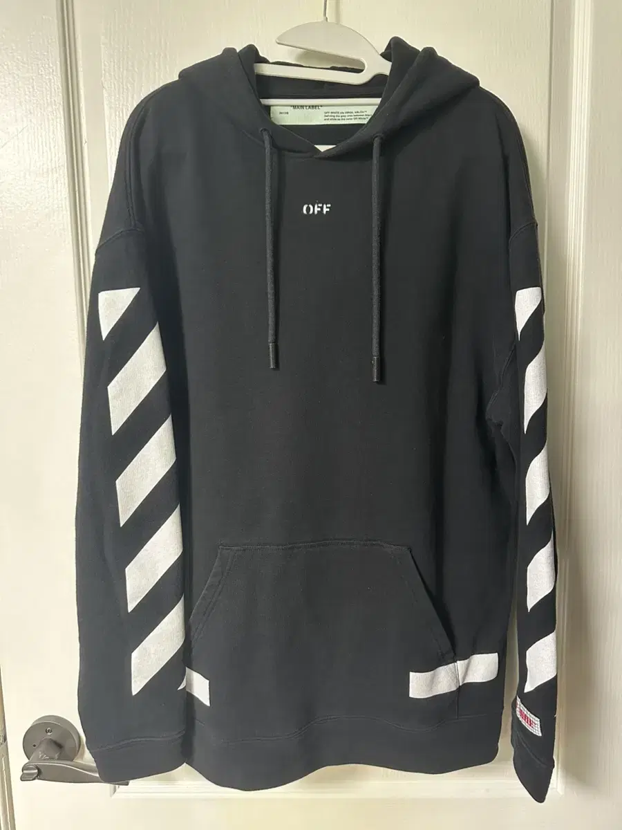 Off-White 17FW Diag Arrow Hoodie XSS