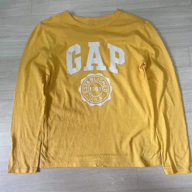 GAP 키즈 XL 옐로우 티셔츠