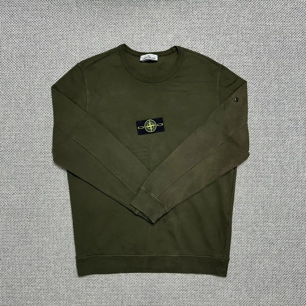 [ XL ] 23FW Stone Island Khaki Man to Man