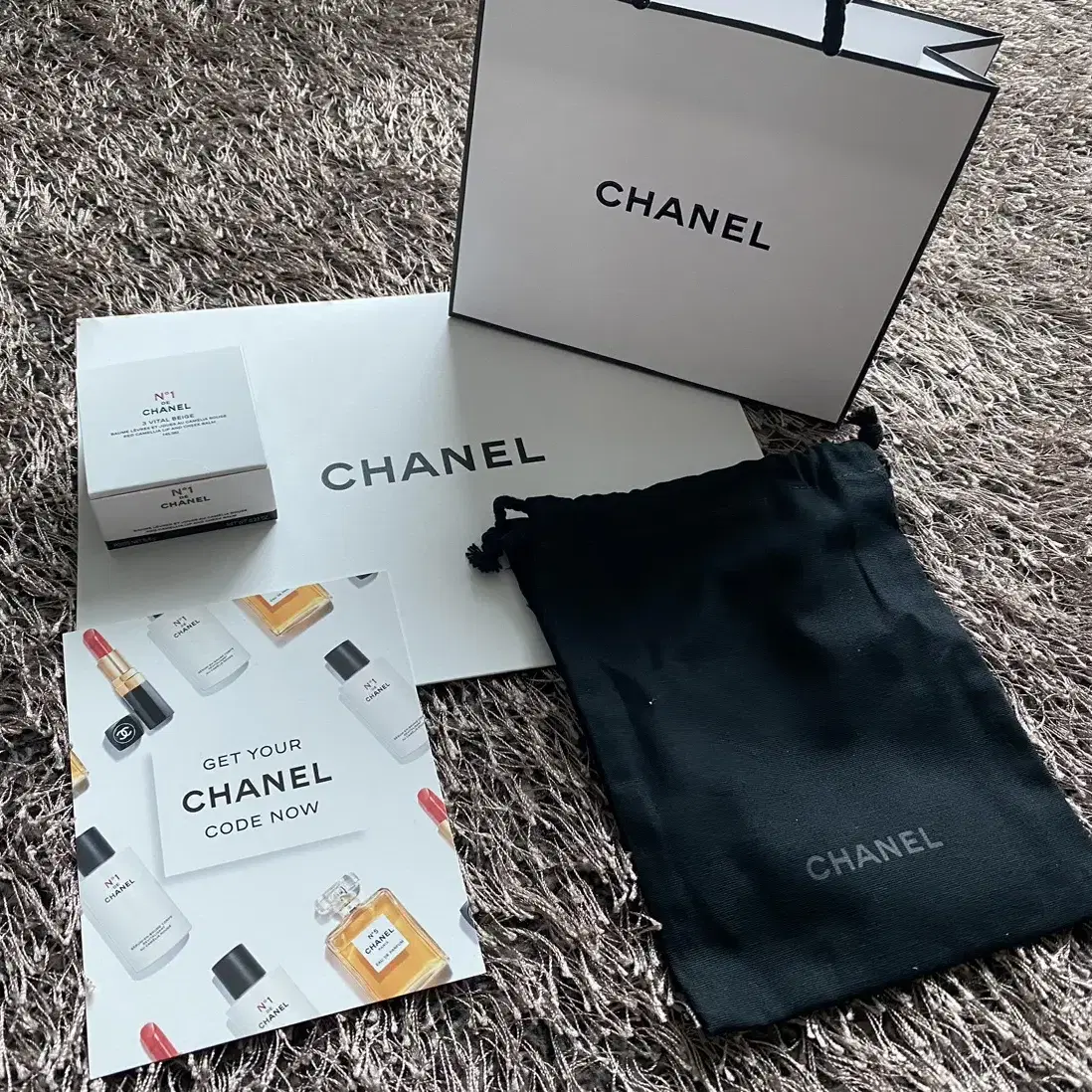 N1 DE CHANEL 레드 까멜리아 립 앤 치크 밤(바이탈베쥬)