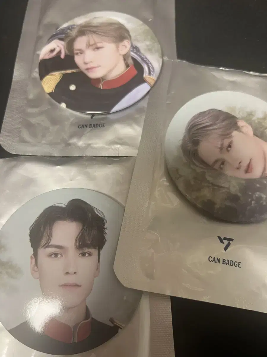 Seventeen Cafe Badge